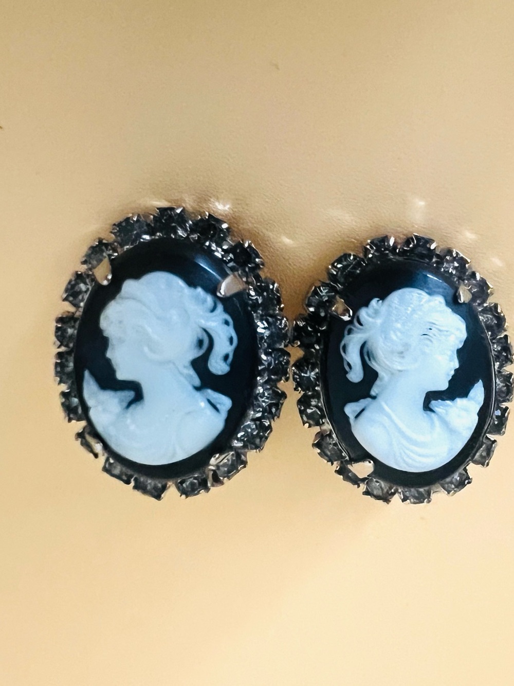 Vintage-Style Black and White Cameo clip on Earrings with Rhinestone Halo